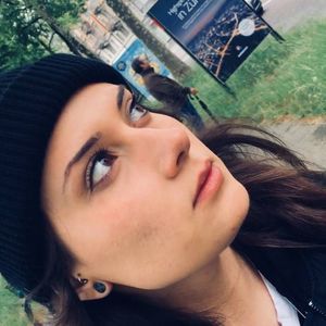 Meet your Posher, Paula